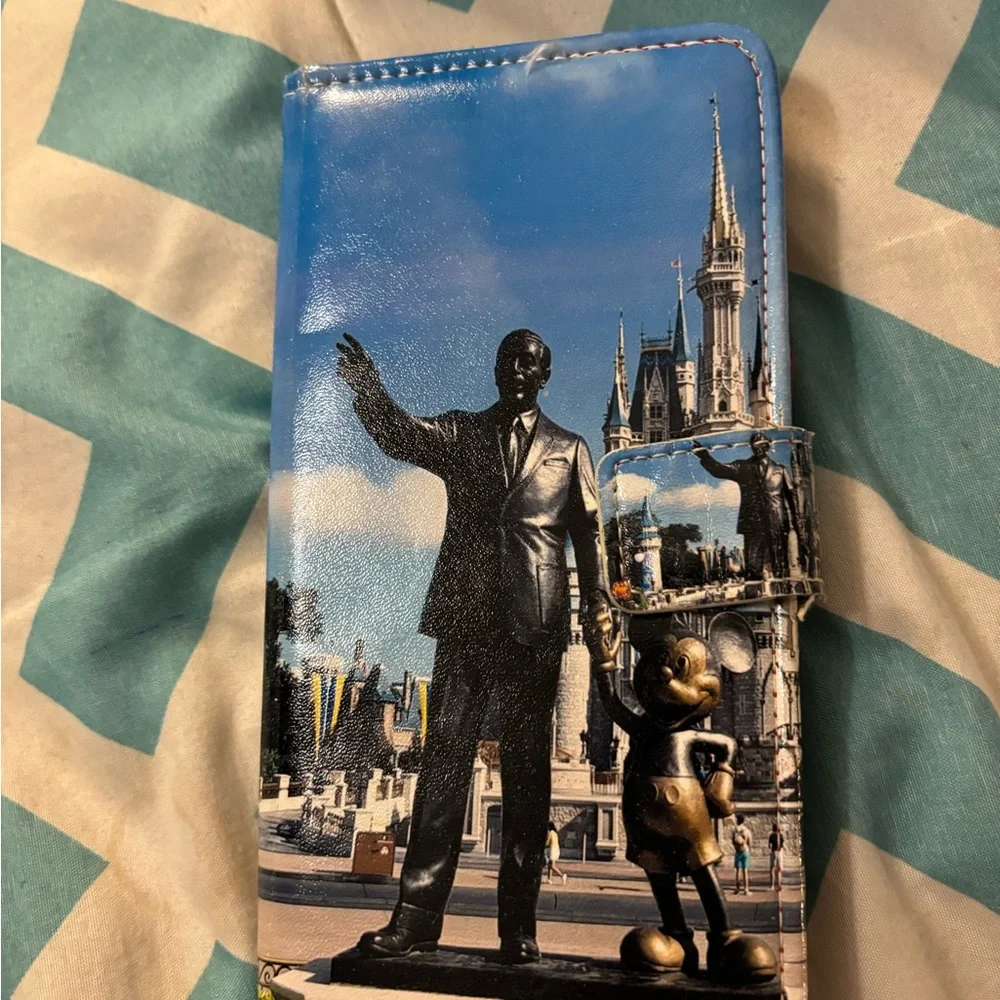 I have 3 iPhone cases for sale. They have been gently used.